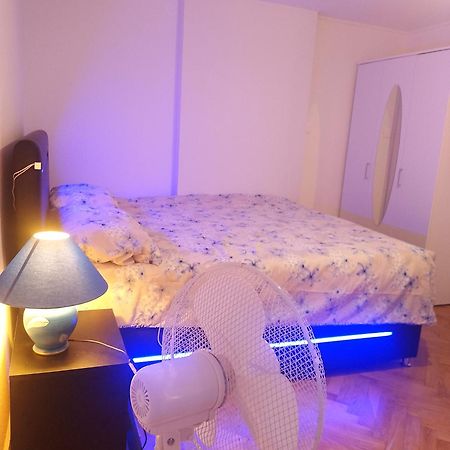 Charming Flat Center And Near The Lake Geneva Bagian luar foto